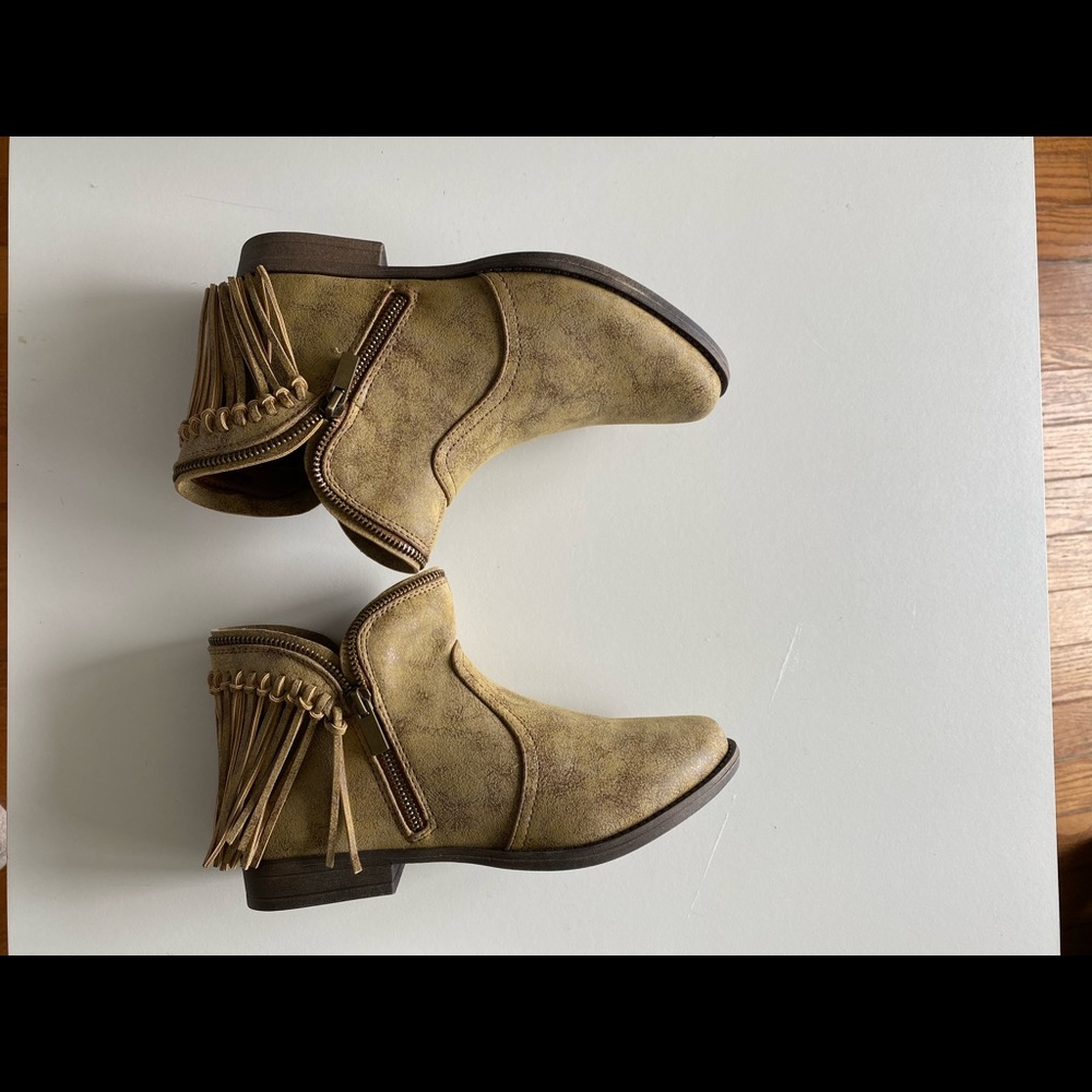 JC Girl's Fringe Ankle Boots - Picture 7 of 14